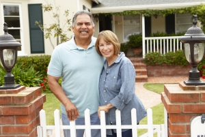 Homeowners Have Good Reasons to Stay Put and Remortgage